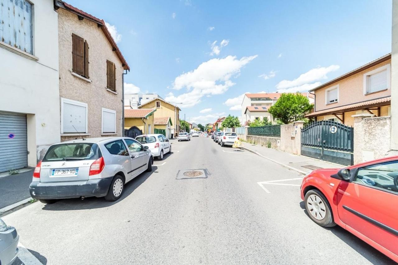Le Pelisson 6 People Functional Gratte Ciel Apartment Villeurbanne Luaran gambar